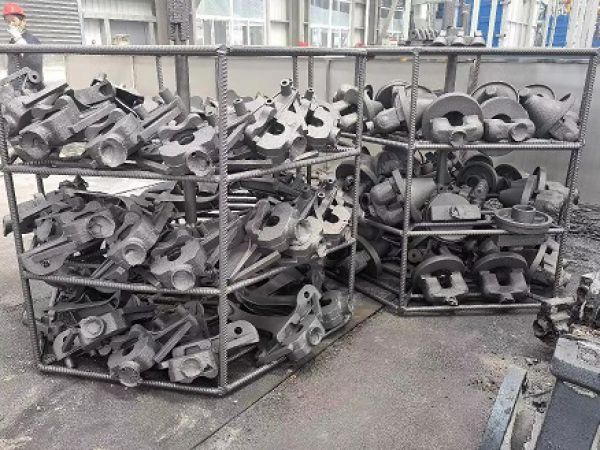 免振壳抛丸清理机