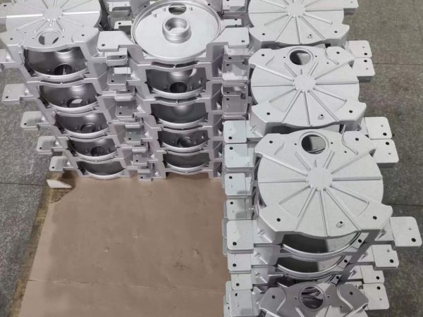 铝压铸-双挂钩抛丸机